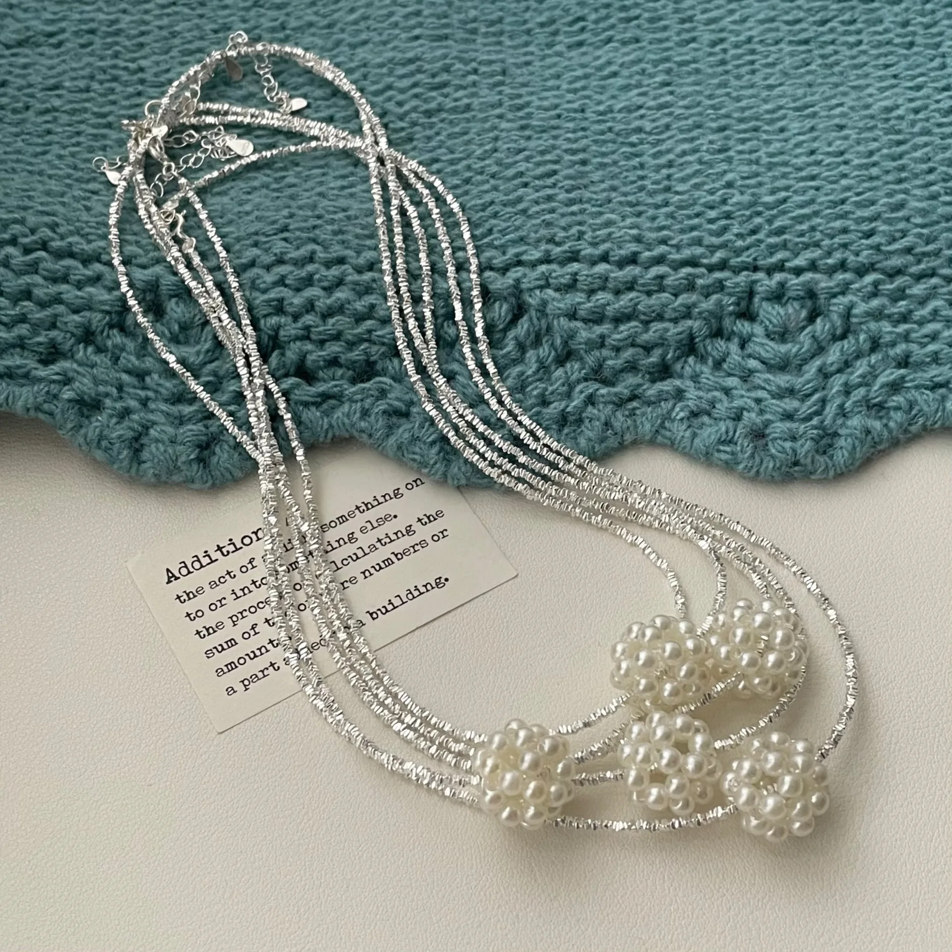 

S925 pure silver broken silver pearl ball necklace small broken silver French style high-end versatile collarbone necklace