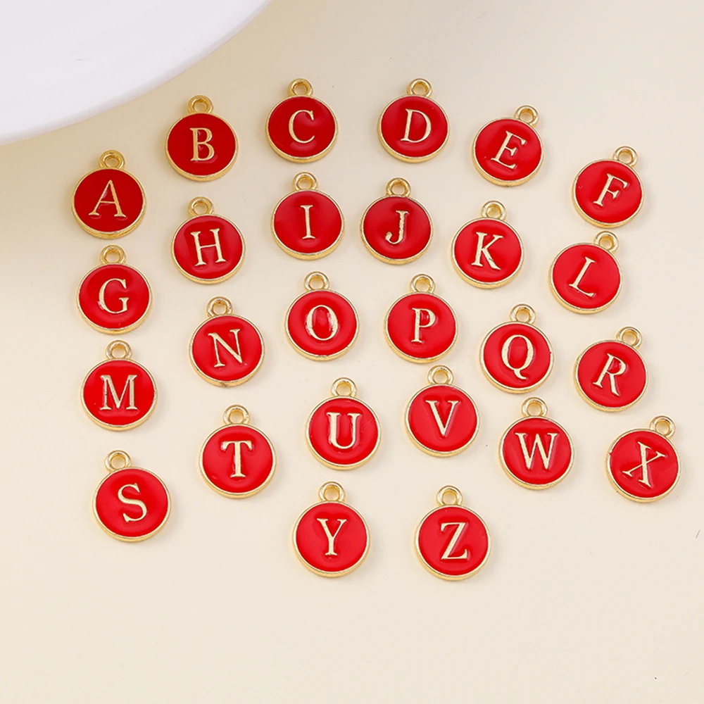 10 Stück rote Farben, niedliches Mini-Alphabet, 26 Buchstaben, Charms-Anhänger für DIY-Namen, Schmuck, Halskette, Armband, Ohrringe, Geburtstagsgeschenke