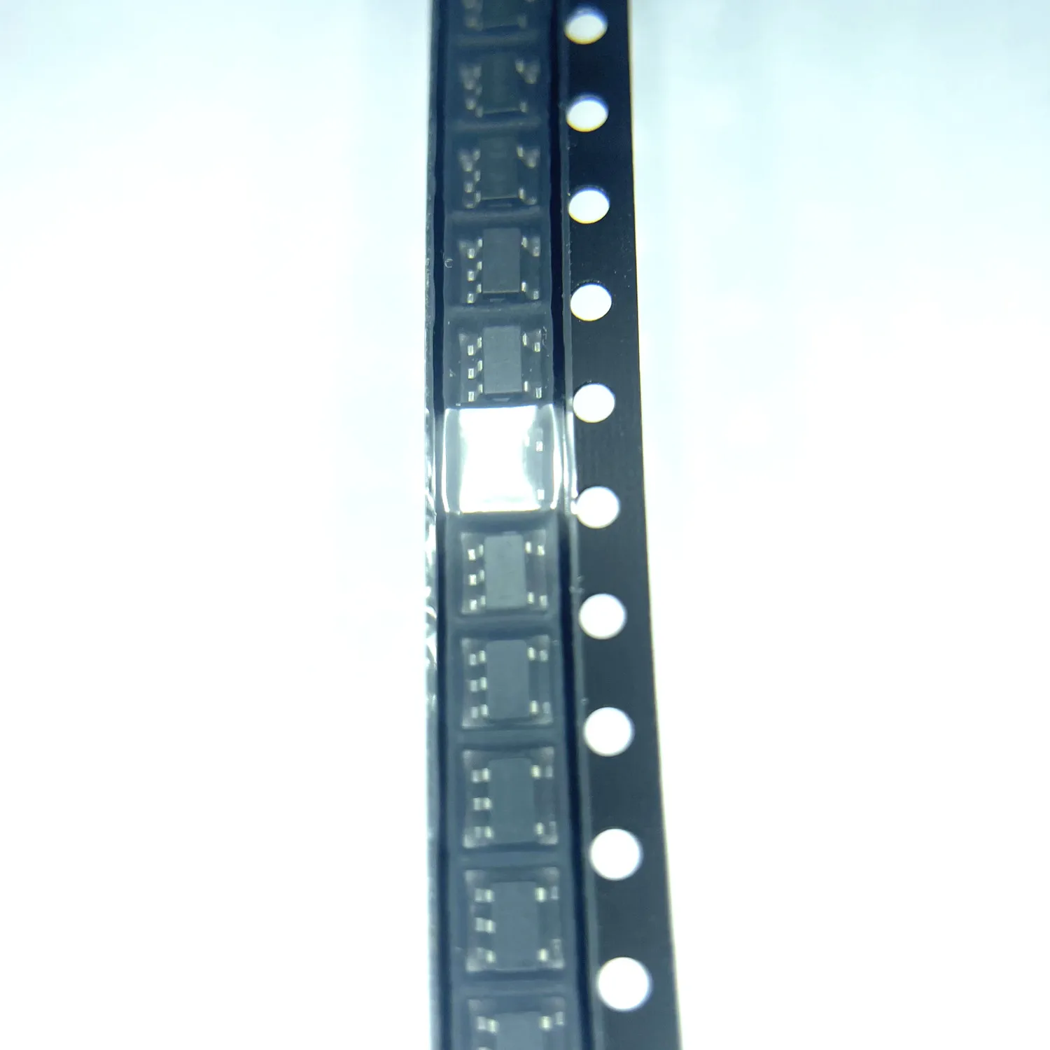 100PCS/LOT WL2863  WL2863E12  WL2863E15 WL2863E18  WL2863E28  WL2863E33 WL2863E33-5