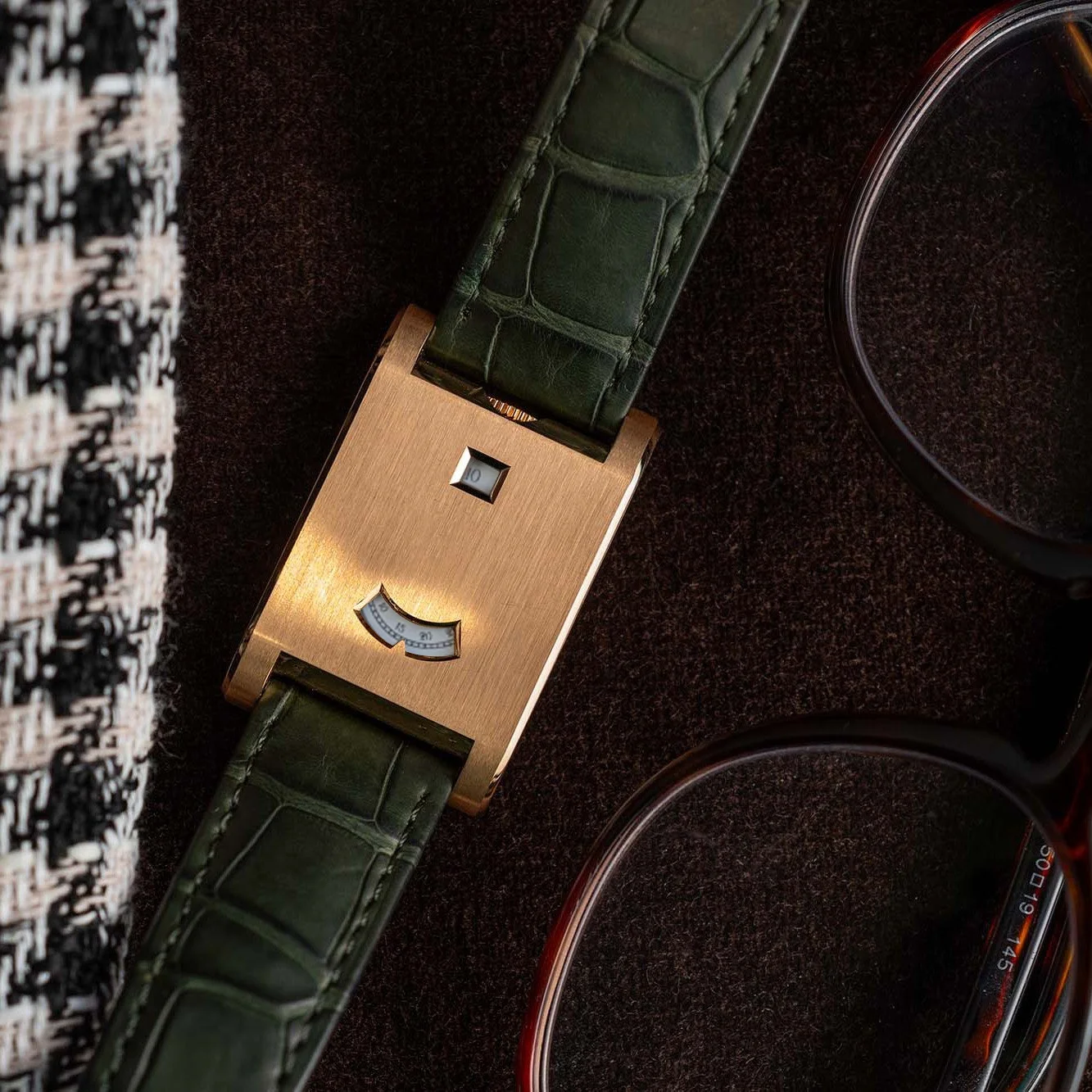 

Classic men's retro watch, premium sports watch, men's sports watch