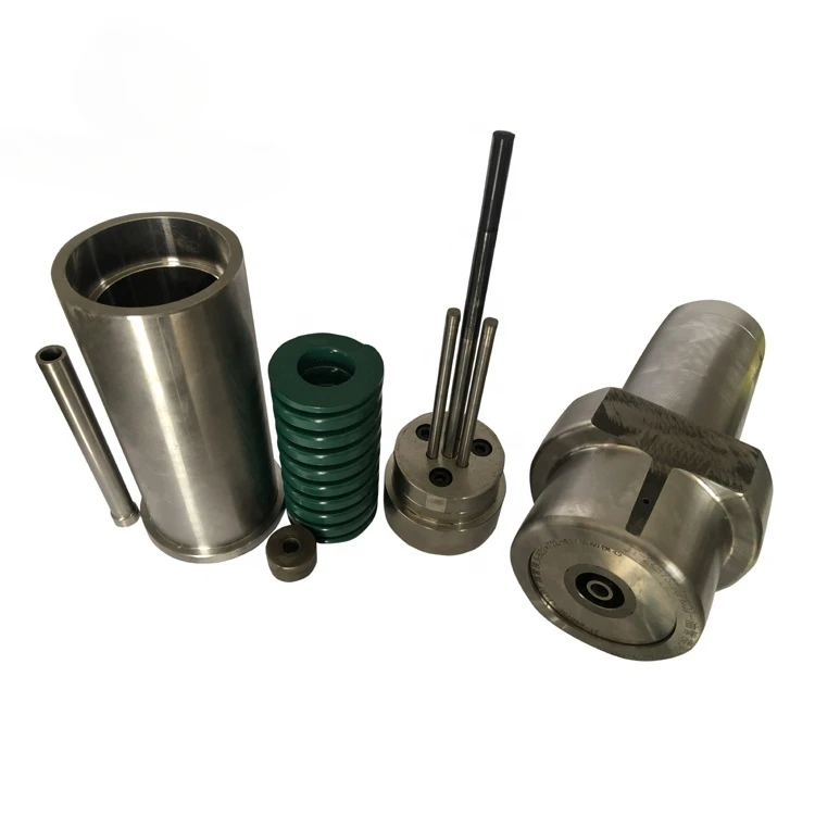 

Долговечная форма для крепления штампов из карбида вольфрама