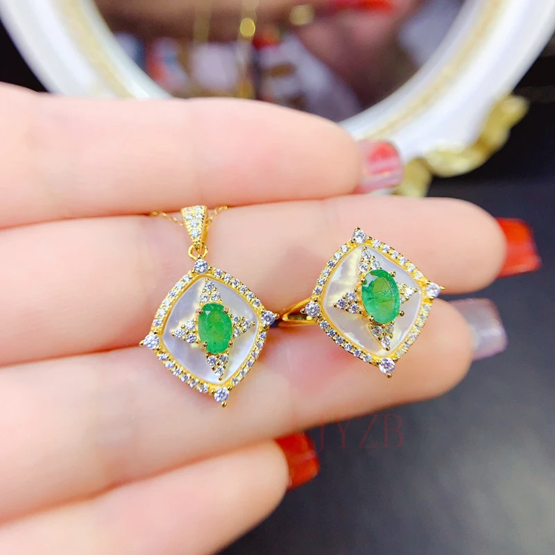 

Natural Emerald Set Women's Vintage 925 Sterling Silver Jewelry Brand Anniversary party gift Boutique jewelry