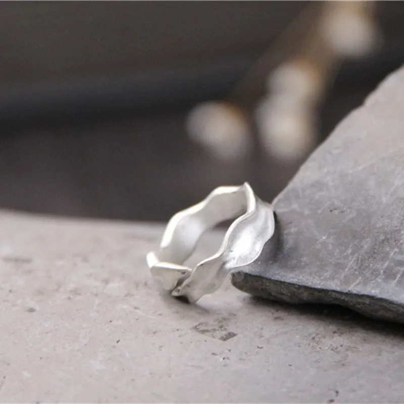 

Мужское кольцо из стерлингового серебра 990 с 3D волнистыми вогнутыми выпуклыми волокнами — женское открытое кольцо с матовым узором из морских водорослей (комплект для пар)