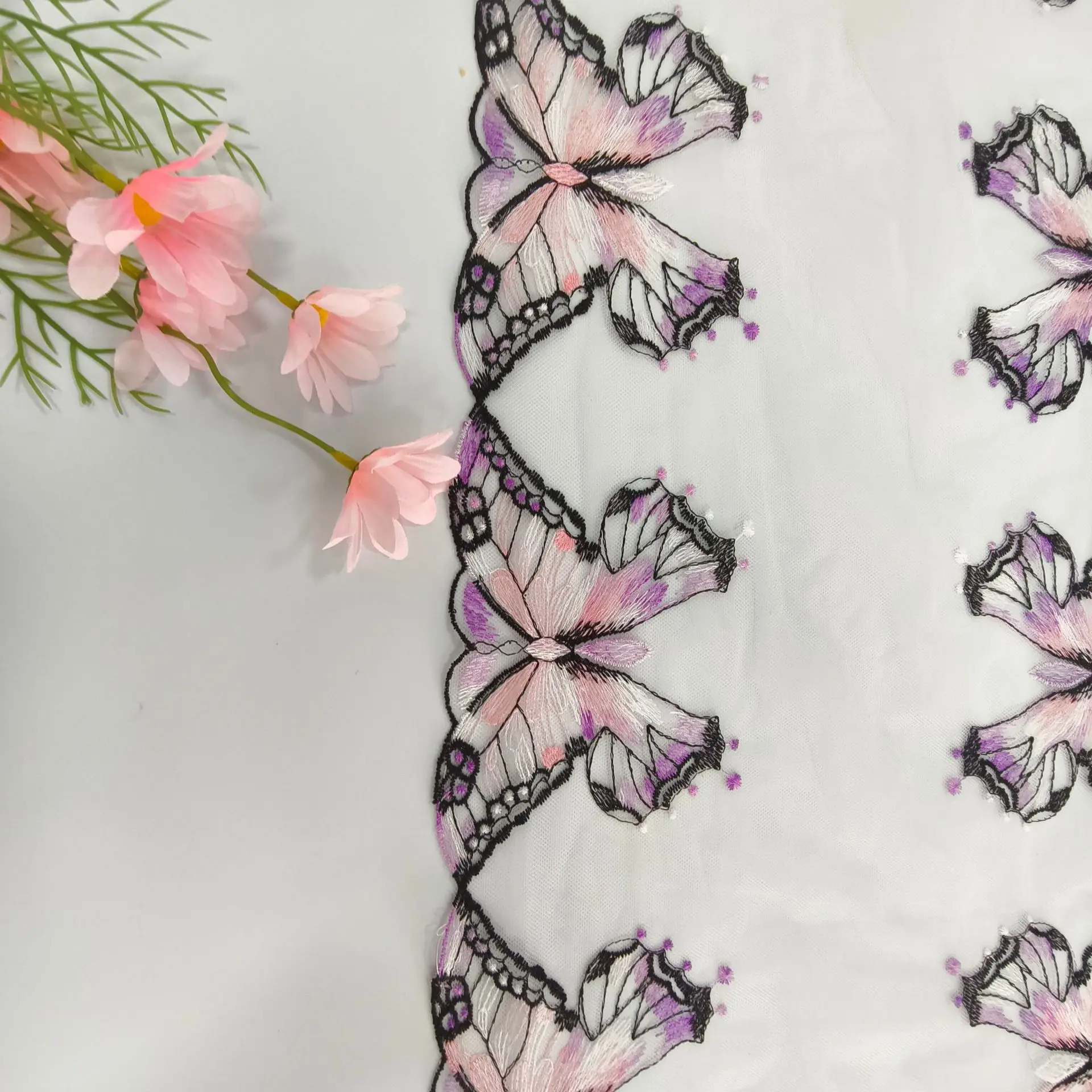 20 yards Two Tones Butterfly Embroidery Women\'s Clothing Accessories DIY Lace Underwear Decoration Multi-color Thread Flowers