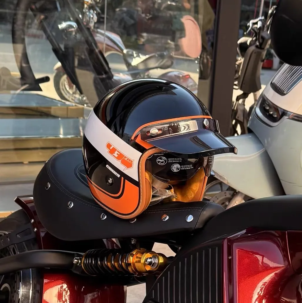 casco-moto-retro-tre-quarti-equipaggiato-con-visiera-per-moto-da-turismo-casco-3-4-con-visiera-h