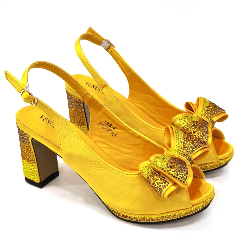 2024 Italian Design Yellow Color Large Capacity Fashion Bag Shoulder Bag and Strap High Heels Commuter Shoes and Bag