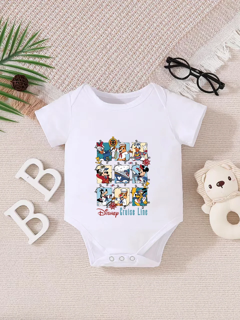 

【Официально лицензировано】 Комбинезон-слип Disney «Микки и друзья»: принт «Круизные лайнеры Disney», мягкая комфортная ткань