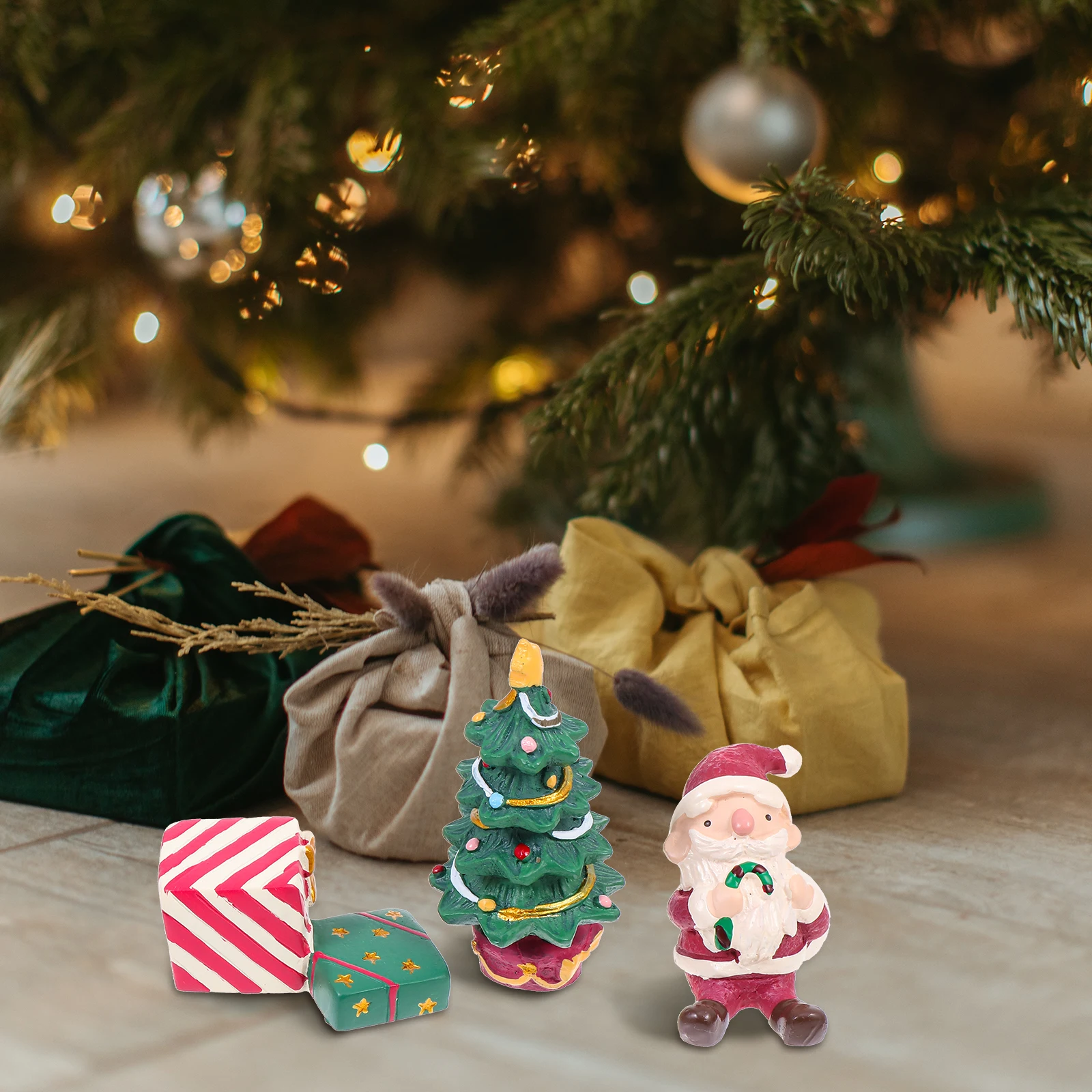 

3Pcs Festive Christmas Resin Craft Decoration Desktop Statue for Office Restaurant Mall Fish Tank Xmas Desk Decor