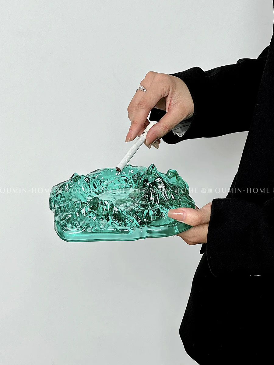 Snow Mountain Glacier Light Luxury Ashtray