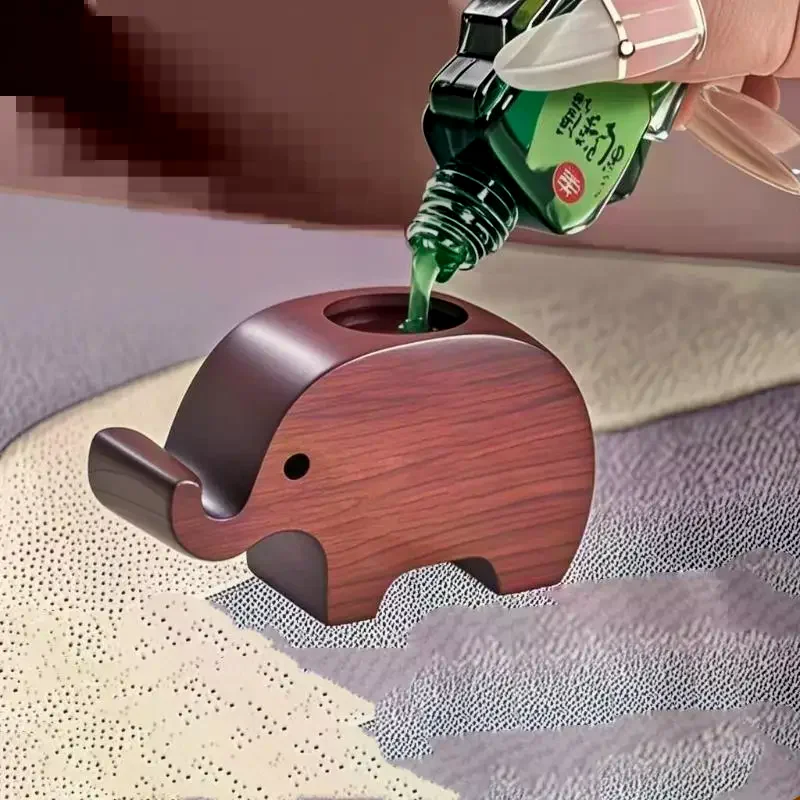 Cute Handmad Wooden ElephantEssential Oil Diffuser Home Perfume Diffuser Expander Beech Wood Reed Diffuser Bottle