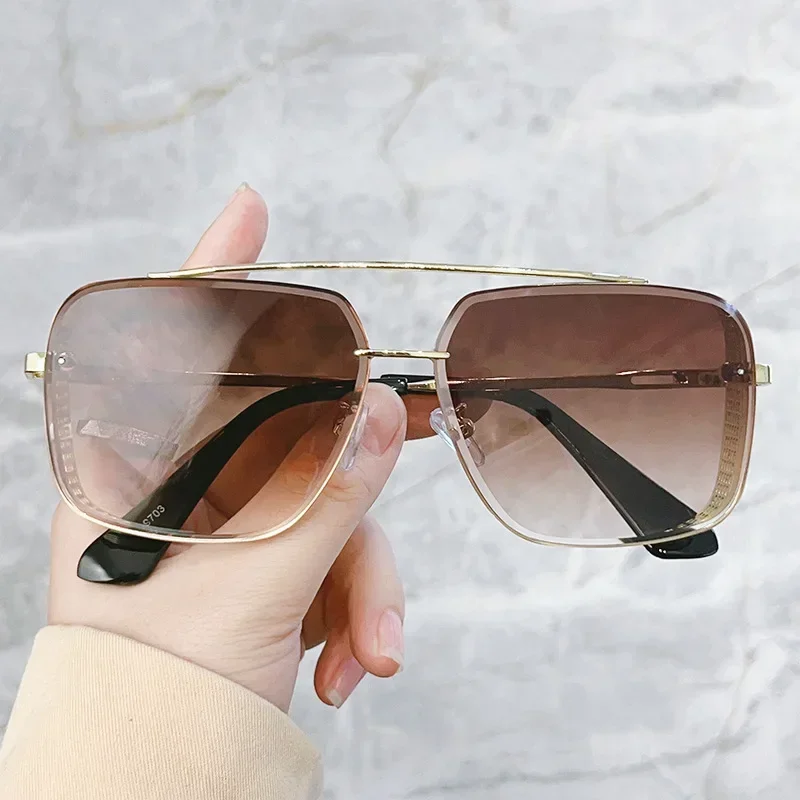 New Fashion Classic Pilot Sunglasses Men Brand Design Metal Square Sun Glasses Driving Fishing Vintage Punk Shades UV400 Women