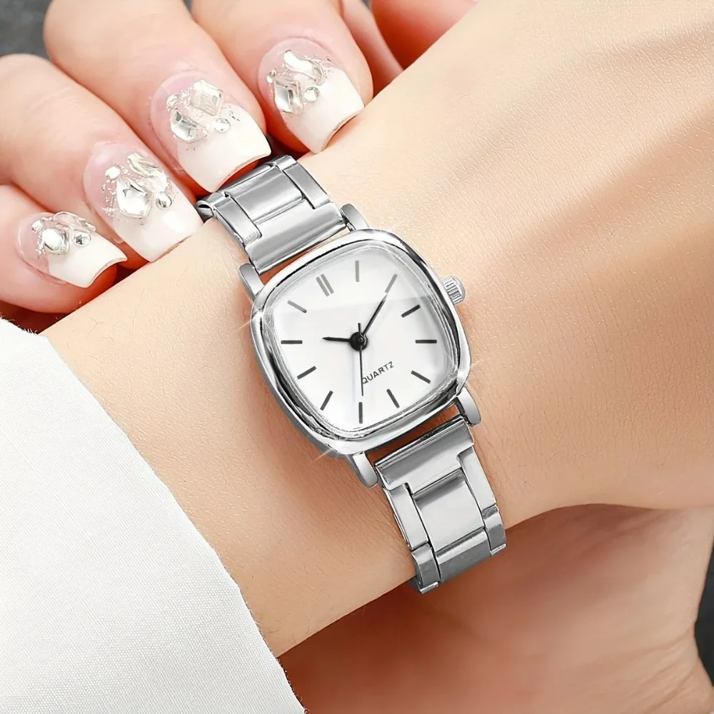 INS Steel Strap Luxury Wrist Watches Square Small Dial Versatile Ladies Bracelet Watch Fashion Style Womens Quartz Wristwatch