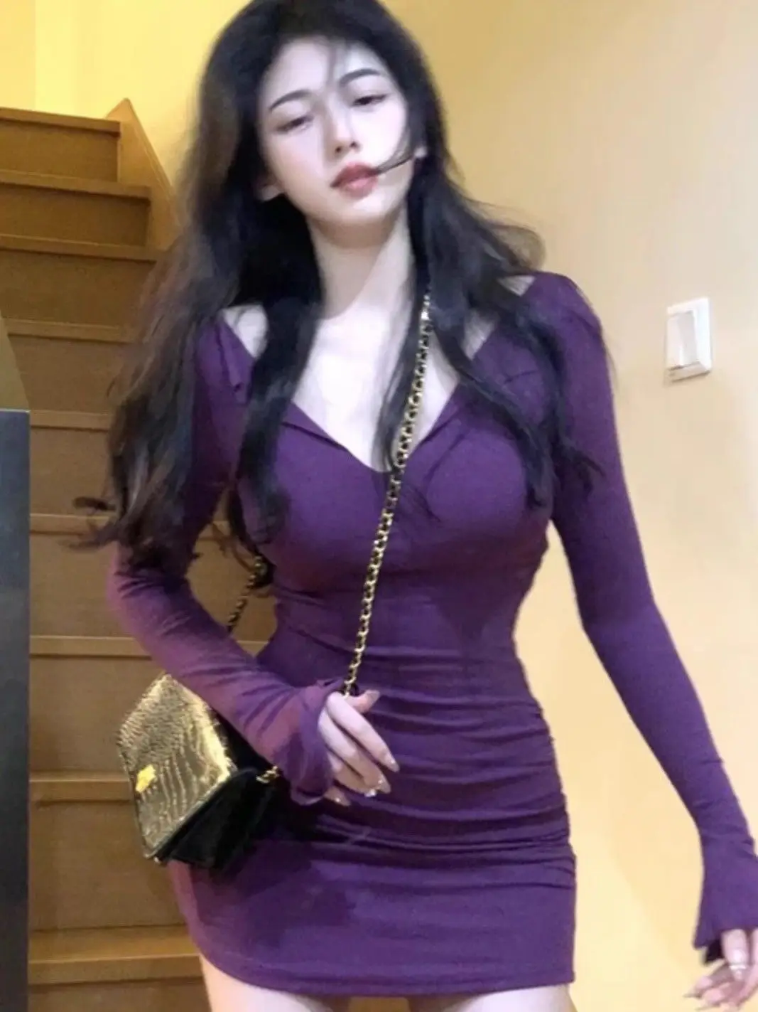 Purple dress French temperament waist little mother style showing figure hip skirt pure desire small man wear short skirt