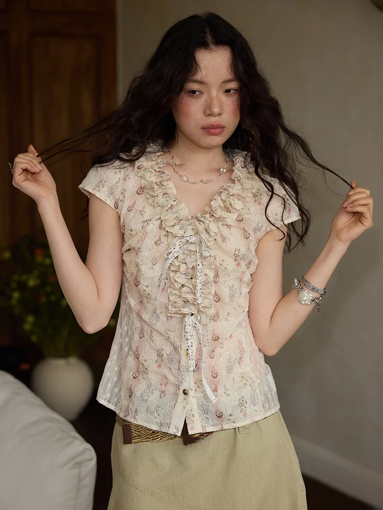 

Lazy Holiday Style Lace Short Sleeve Shirt Cardigan Breathable Polyester Cotton Blend V-Neck Button Closure Casual Top for Women