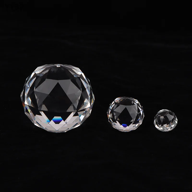 〔YY32〕1 Pcs 15/25/50mm Clear Crystal Hanging Ball Glass Prism Sun Cather Faceted Balls For Chandeliers Part Home Wedding Decora