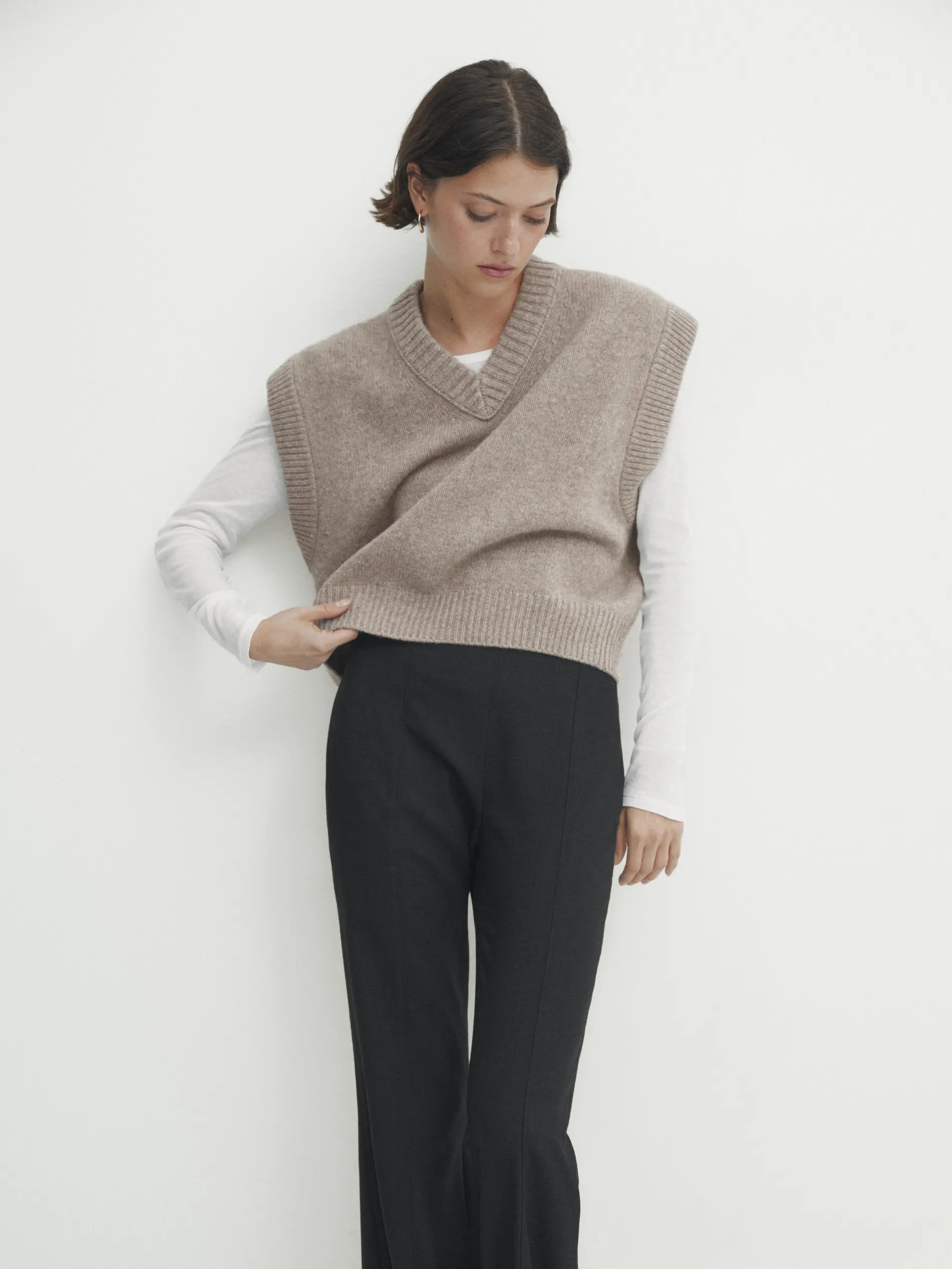 Ethereal MD 2023 autumn new style of Lazy yarn woven V-neck short-sleeved sweater vest