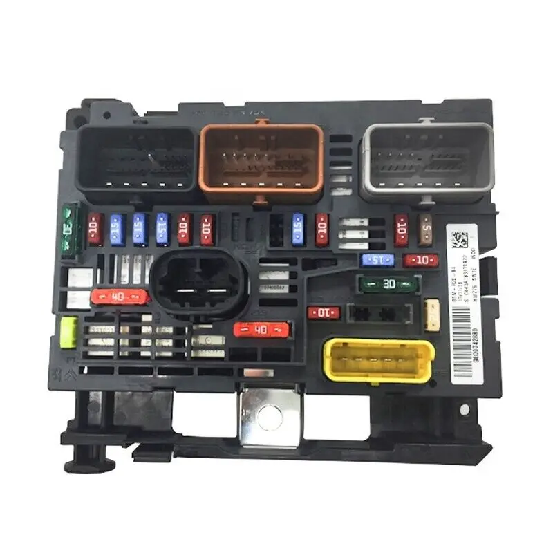 1pcs New Engine Fuse Box Assembly BSM R04=R05=R20 For Citroen C4 Peugeot 307 408 308 Auto Parts OEM 9809742880 9666700480