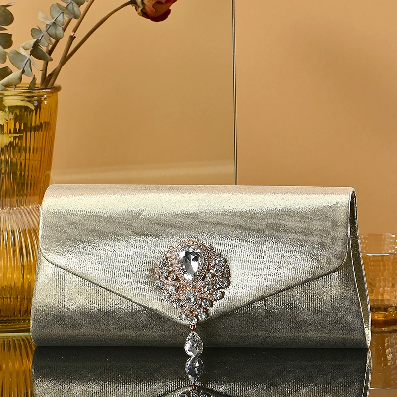 Fashion designer new chain shoulder bag armpit clutch bag women diamond hand bag latest bridal evening bag for wedding party