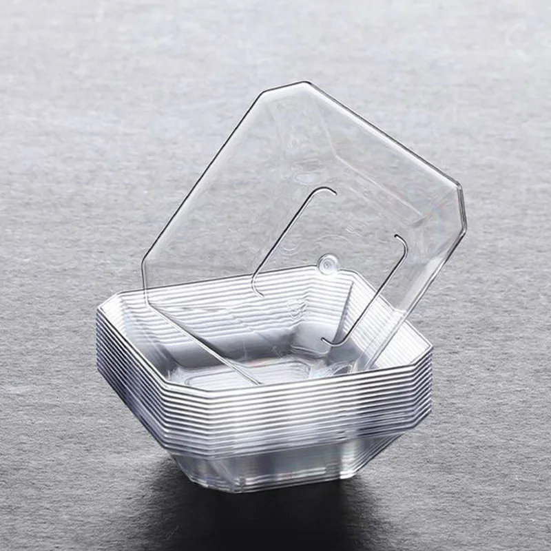 50/100 Peças de Mini Pratos para Sobremesa, Bandejas Plásticas Transparentes Descartáveis, Pratos de Serviço para Festas para Aperitivos, Sobremesas, Frutas e Lanches