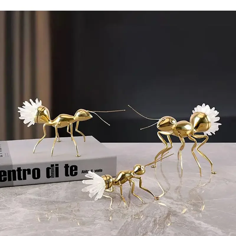 Golden Crystal Ants Artwork Ornaments Desk Decoration Flower Tail Ant Sculpture Modern Crafts Room Aesthetics Decor