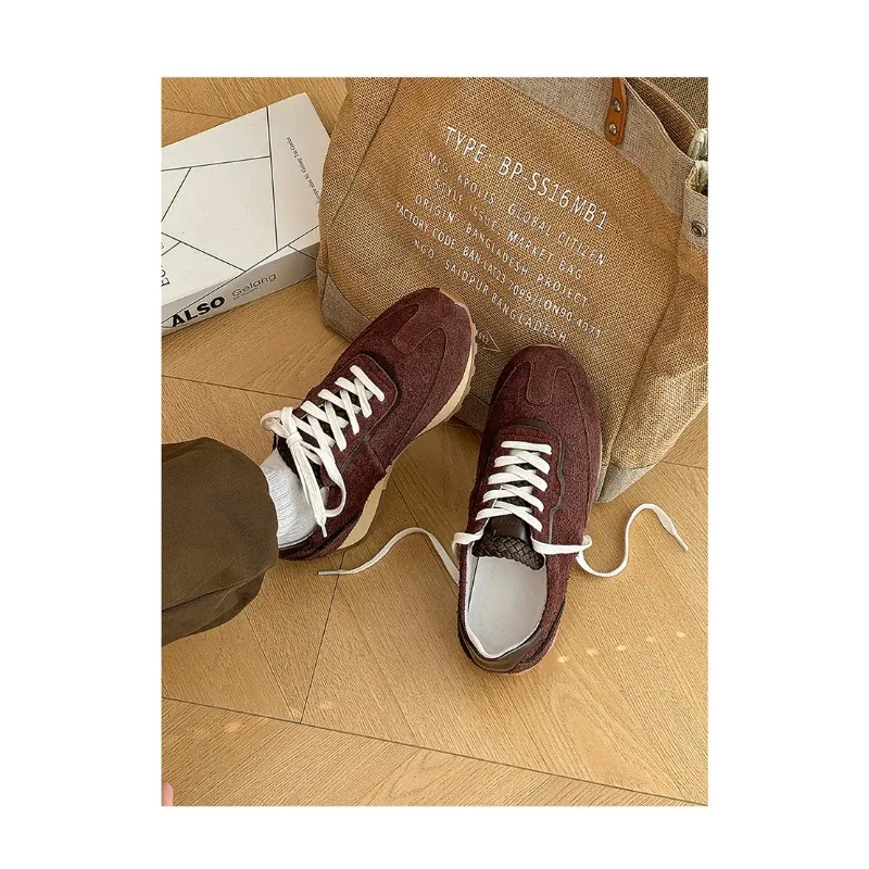 حذاء رياضة كاجوال مقاس كبير 43 44 إمرأة رجل مصمم ريترو أحذية رياضية موضة جلدية نسيج تنفس منصة مسطحة حذاء للجيم