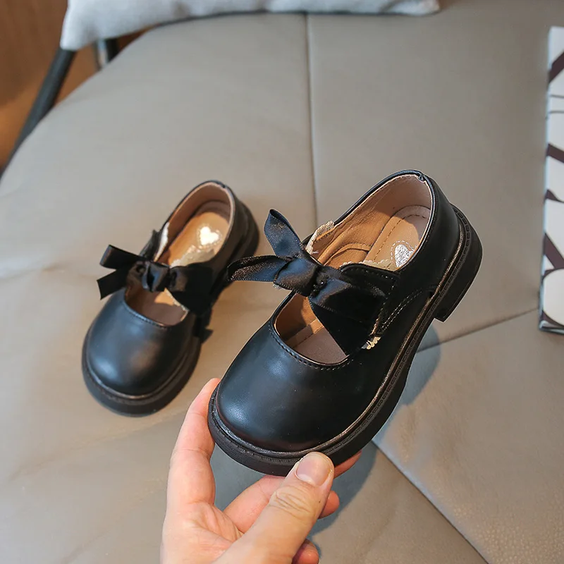 Girls' Small Shoes 2024 Autumn New British Style Black Soft Soled Single Shoes Big Children All Match Princess Shoes