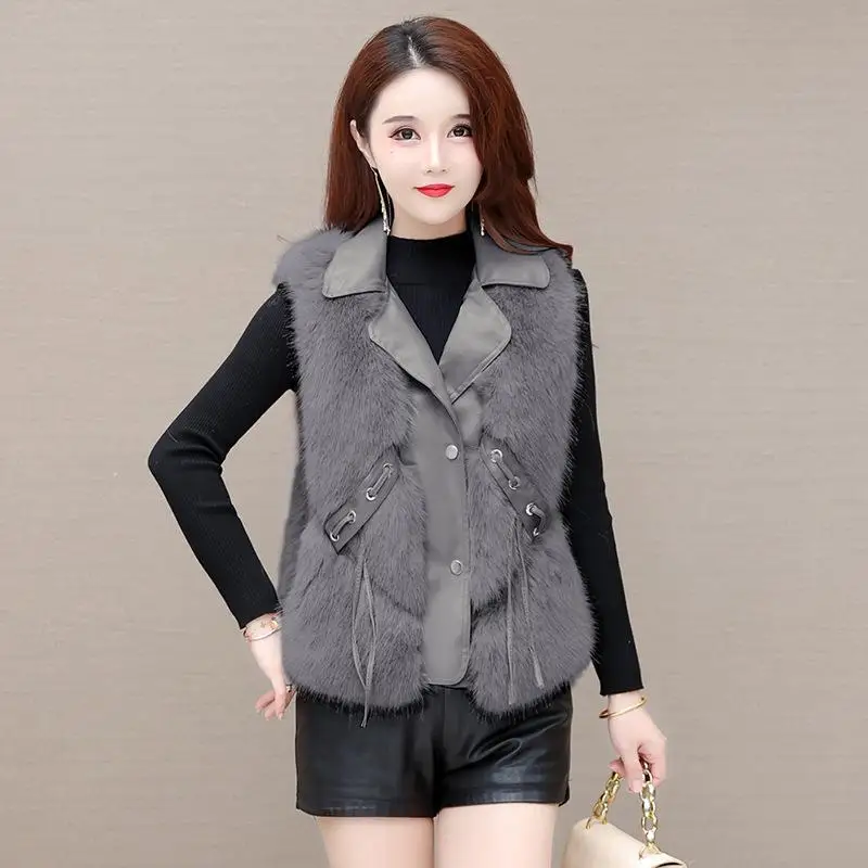 Stylish Faux Fur Vest for Women Short Slimming Coat with Waistcoat Design Spring Autumn Wearable Top for Outdoor​