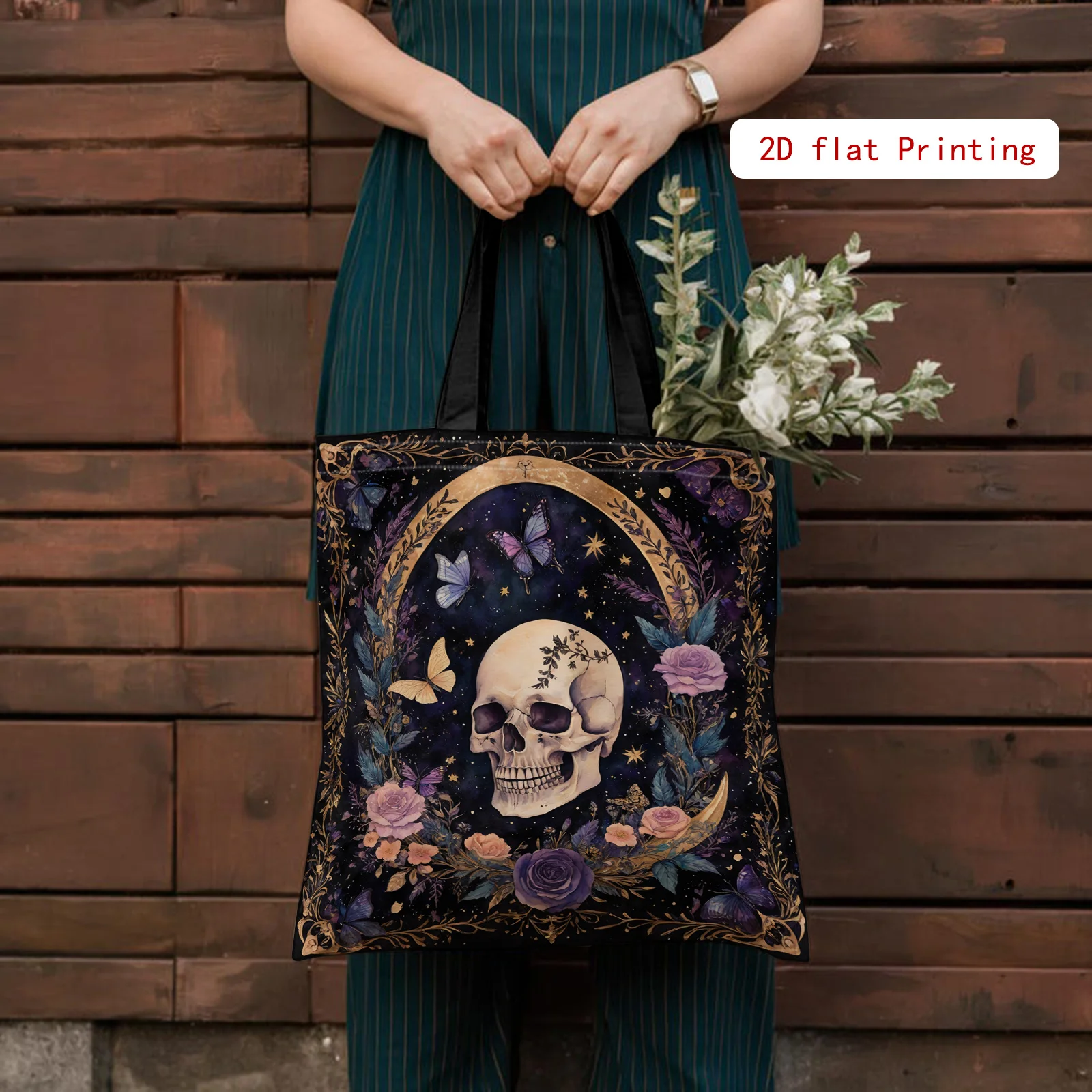 Gothic-Einkaufstasche für Damen – offene Geldbörse mit großem Fassungsvermögen, elegantem Totenkopf- und Blumenmuster (lila/schwarz/golden/) – Detail 2