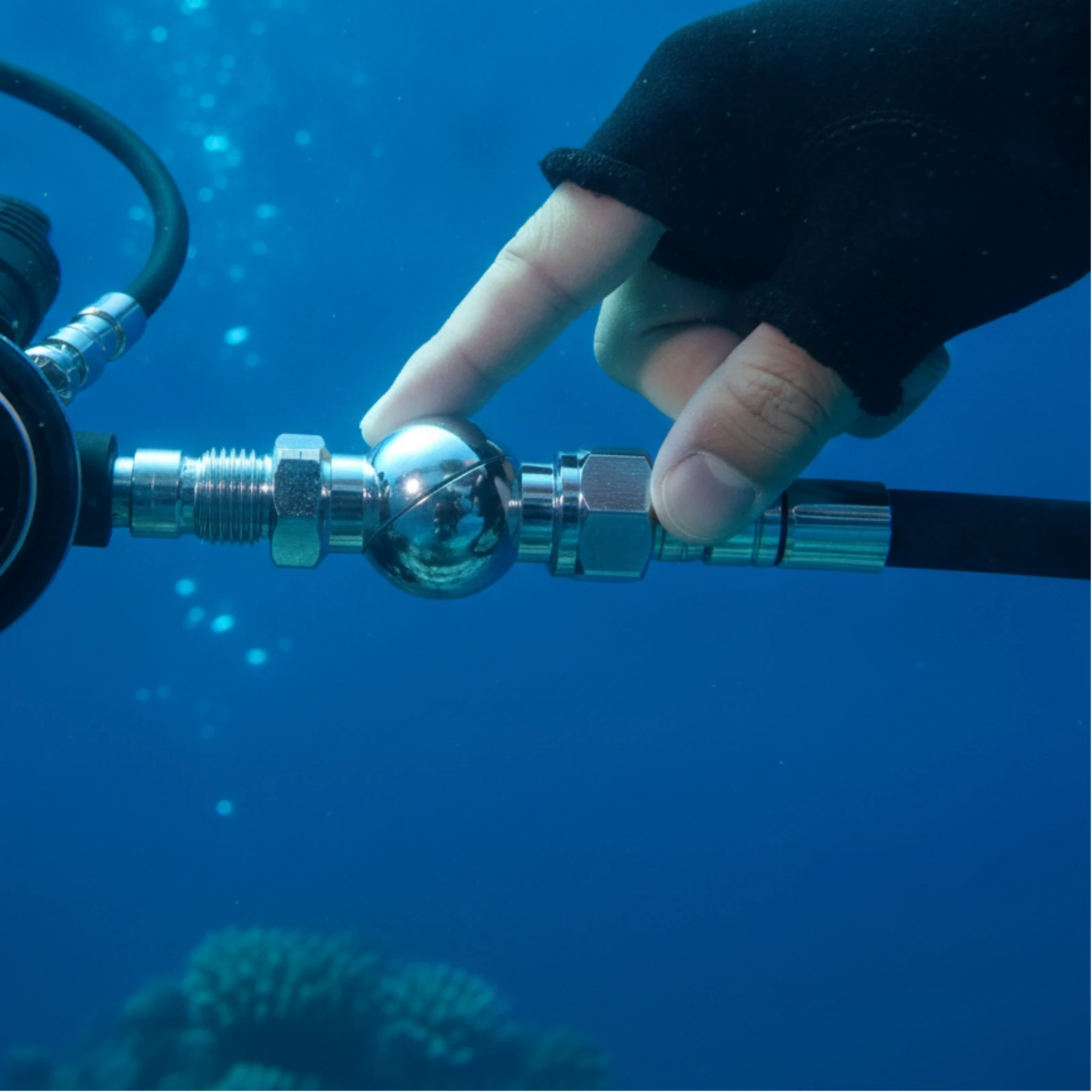Scuba BCD Regulator Adapter Brass Swivel Regulator Adapter Swivel Adaptor Flexible Easy Installation for Divers