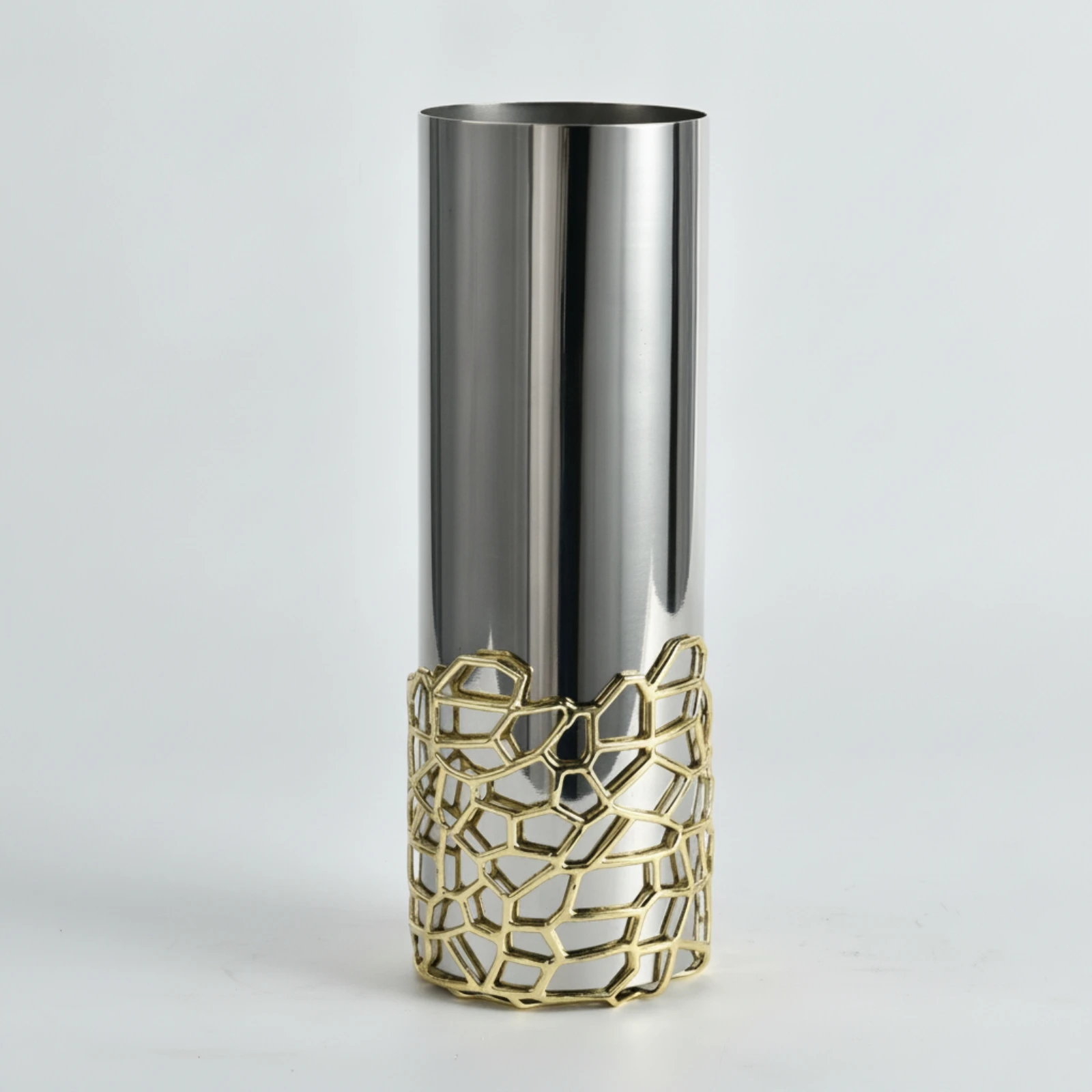Cylindrical Vase Silver-Toned Metal Vase Openwork Shiny for Living Room, Entryway