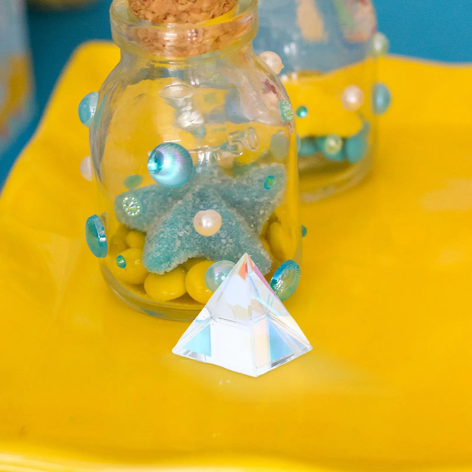 1Set Sun Catcher Prism Glass Pyramid Unique Color Prism Light Refraction Handcrafted Home Decor Window Sun Decoration