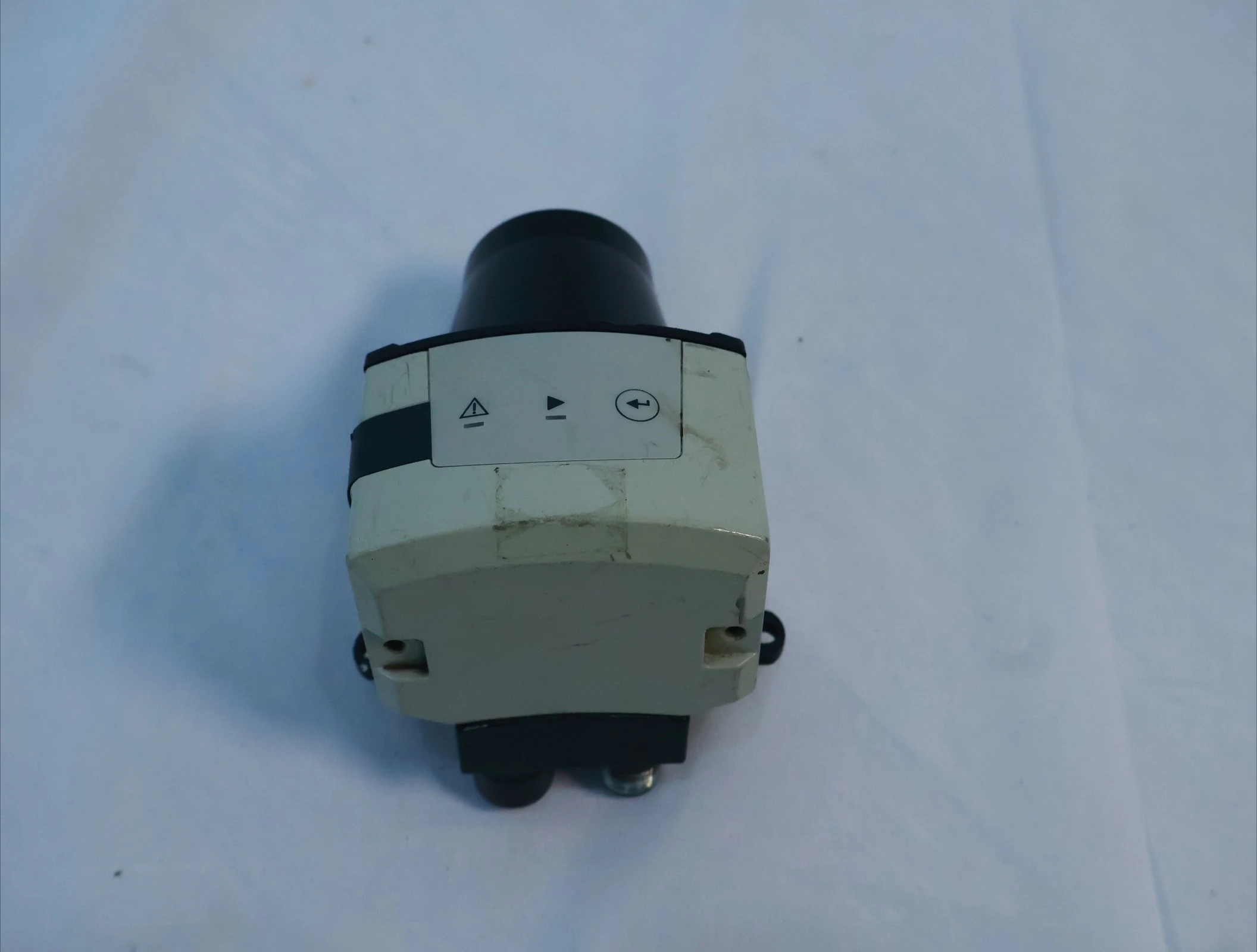 

Used TIM561-2050101 For SICK TIM561-2050101 Laser Radar Scanner
