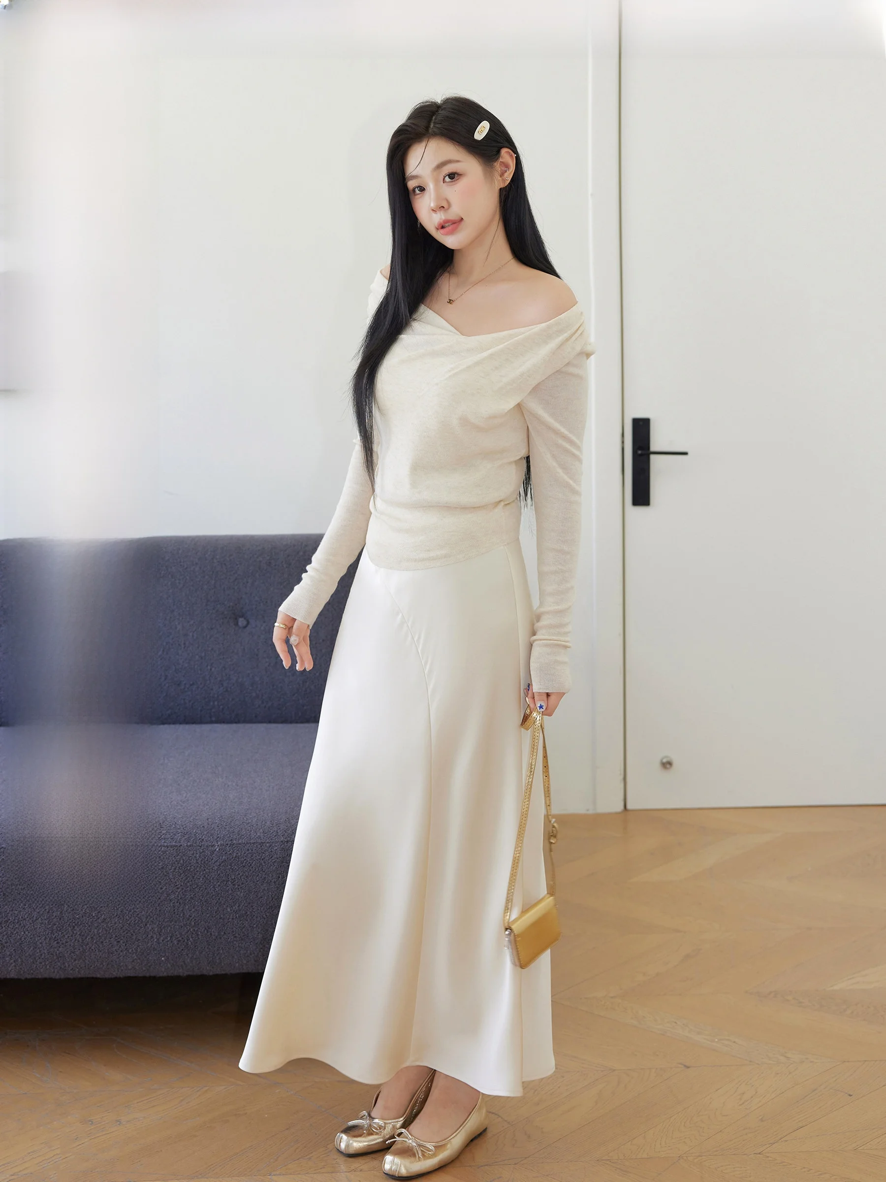 

Juxiu Studio "Foggy White Tea" plus Size Knitwear One oulder Sle Versatile Wear Large Knitted irt for Plump Women