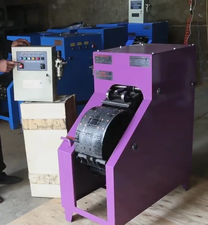 

Маленькое вертикальное съемное тормозное колодка с ЧПУ, оборудование для разборки тормозных колодок, машина для разборки тормозных колодок с автоматическим управлением в один клик