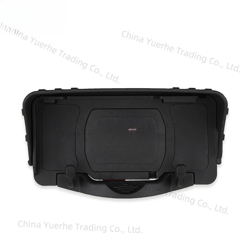 

Мотоциклетный держатель мобильного телефона Libra с горизонтальным экраном может быть оснащен беспроводным зарядным устройством.