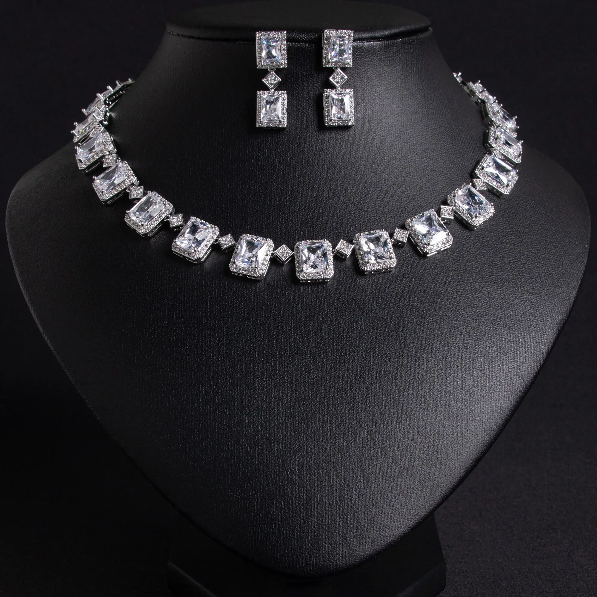 

Luxury Noble Square Zirconia Women's Jewellery Necklace and Earrings Set Party Dinner Prom Gift Dress Holiday Accessories M-335
