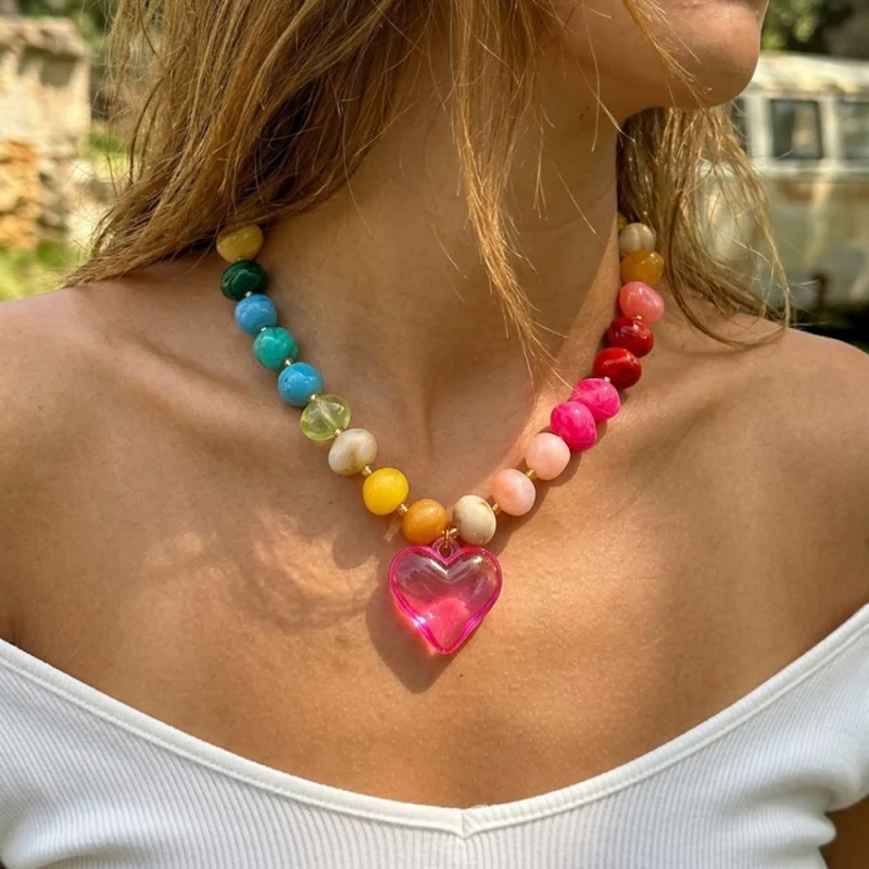 Colorful Gradient Flat Beaded Pink Heart Pendant Necklace Halloween Decoration Accessory