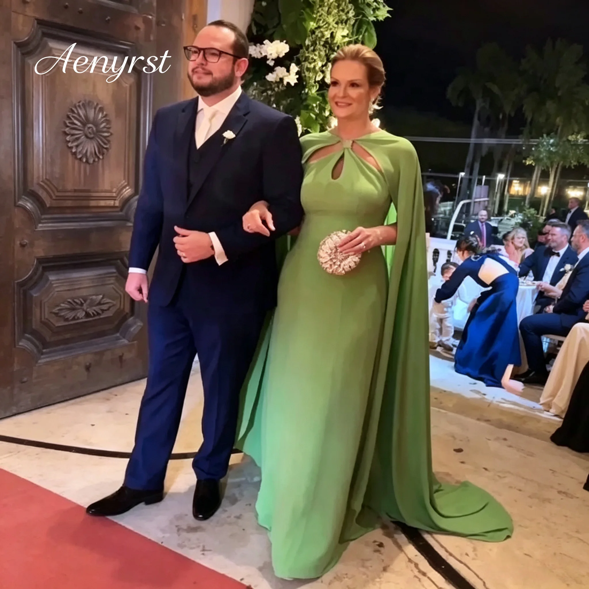 Lime Green Mother Of The Bride Dress Keyhole Neck Chiffon Cape Sleeves Backless Long Formal Gown