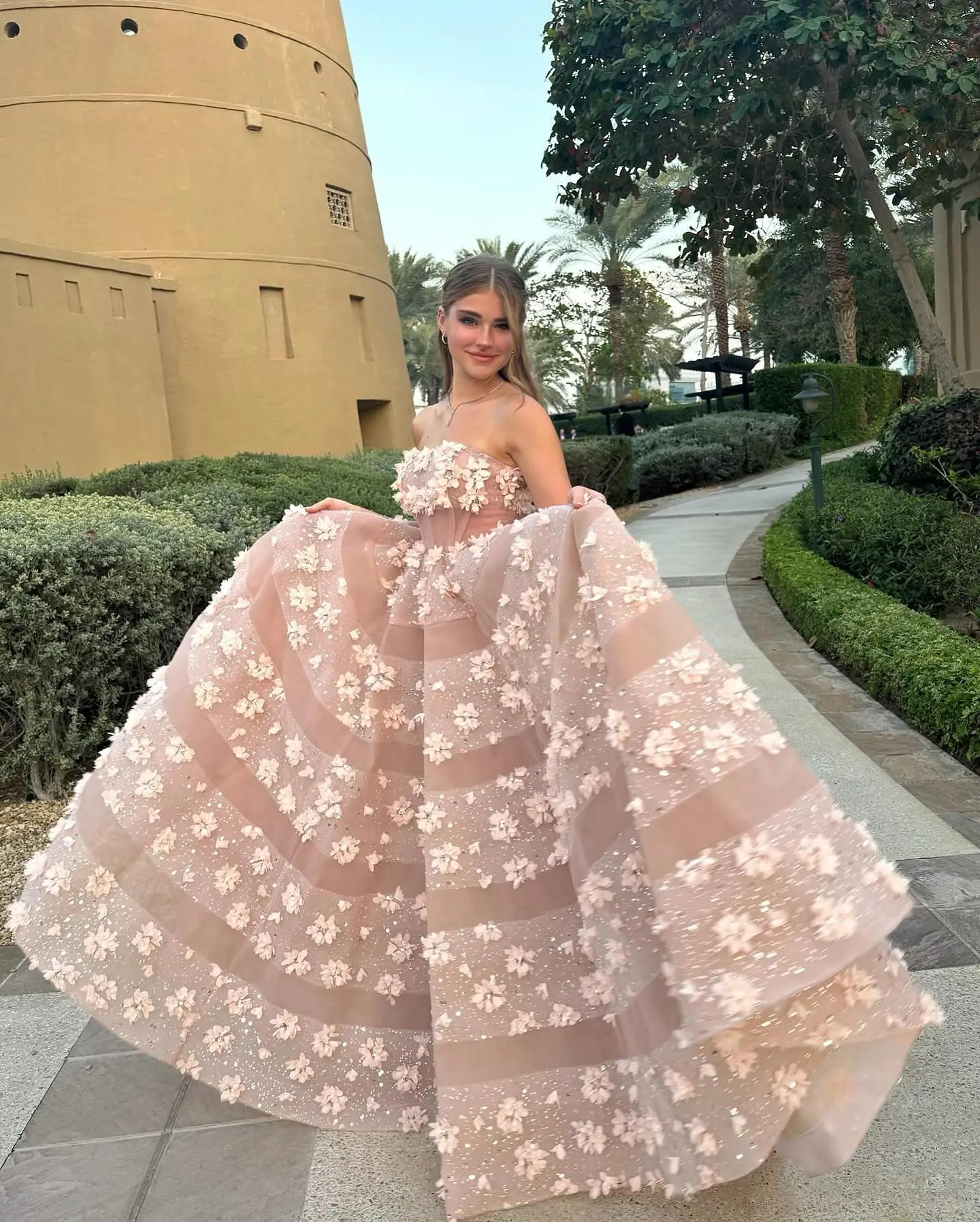 Light Pink Strapless Beaded Tulle Evening Dresses with 3D Handmade Flowers Women Prom Gown Birthday Photoshoot Dresses