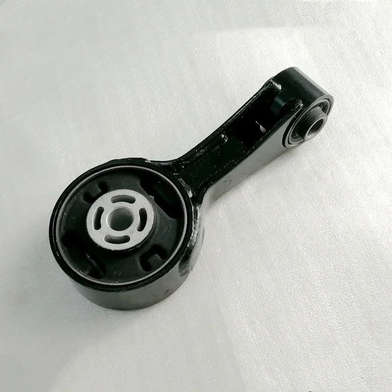 

Rear torque boom Engine Rear mounting /Rear foot bracket for Brilliance H230 H220 cushion rubber pad