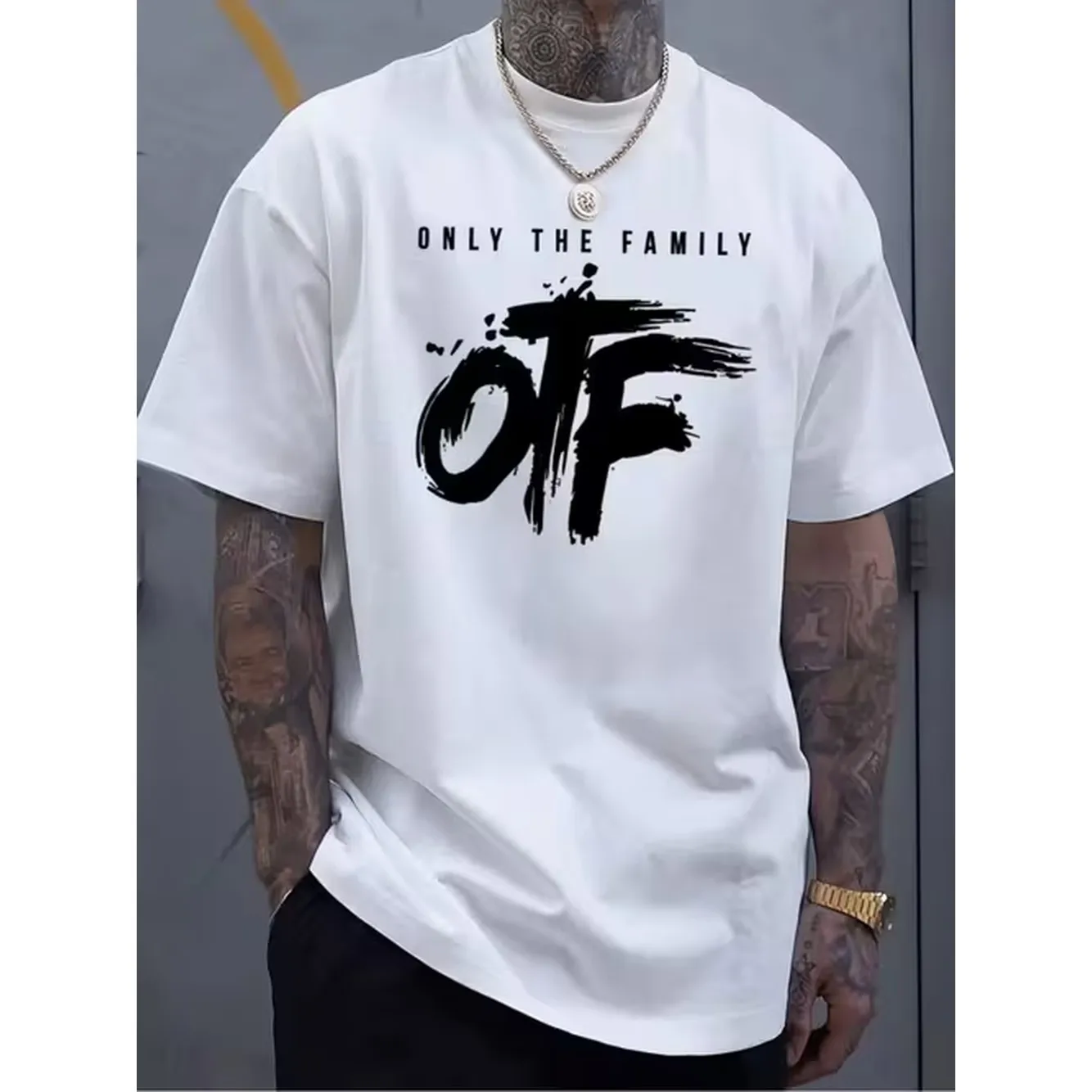 Mens Womens Red Only The Family Graphic T Shirt Soft With Slogan Print Loose Fit Casual Shirt Machine Washable Round Neck Top For Family Matching Beach Outfits Casual Attire