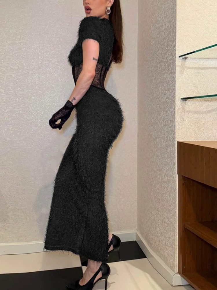 Sukienka Tsiisd Sexy z piórami, prześwitująca, damska, bez pleców, dopasowana, z wysokim stanem, z rozcięciem, patchworkowa, wieczorowa, obcisła.