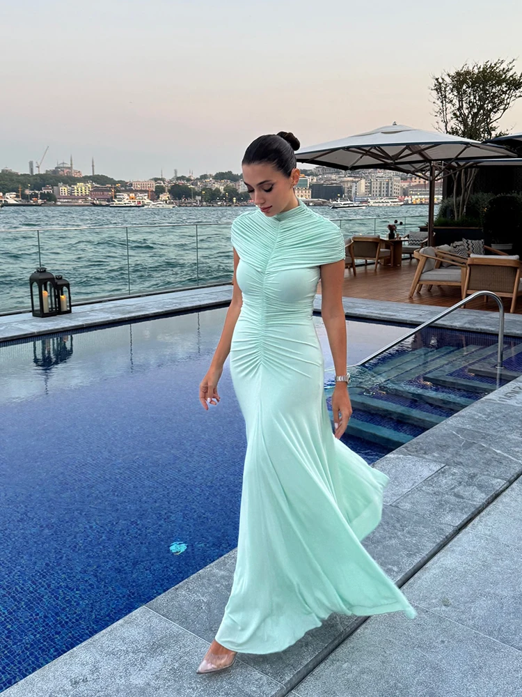 ชุดเดรสยาวทรงเข้ารูป คอเต่า จับจีบ แขนสั้น สำหรับผู้หญิง เหมาะสำหรับงานปาร์ตี้ งานพรอม หรืองานเลี้ยงต่างๆ ดีไซน์หรูหรา  คอลเลคชั่นใหม่ 2025