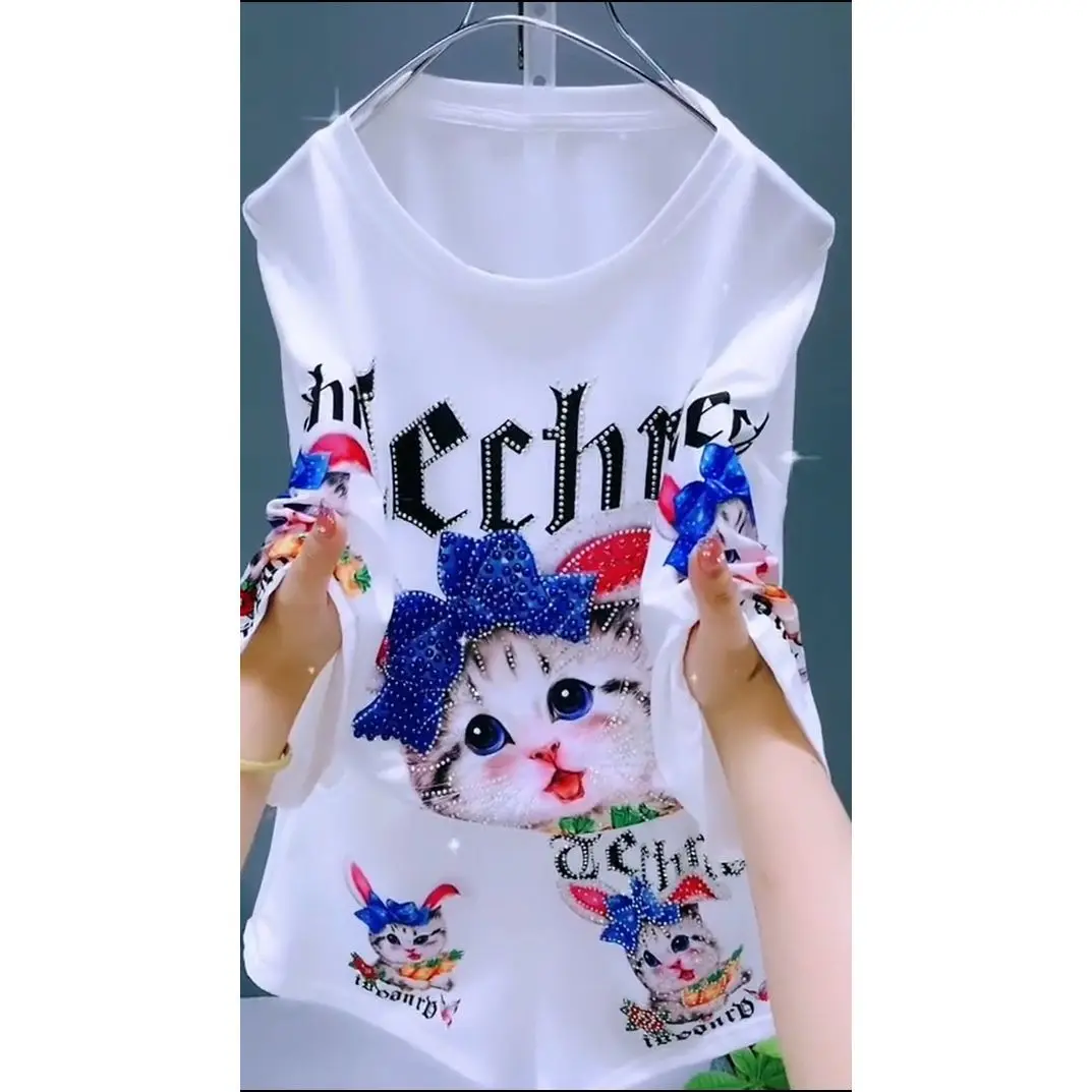 Conjunto de dos piezas con estampado de gato para mujer, camiseta de manga corta con perforación en caliente, estilo blanco, novedad de verano 2023