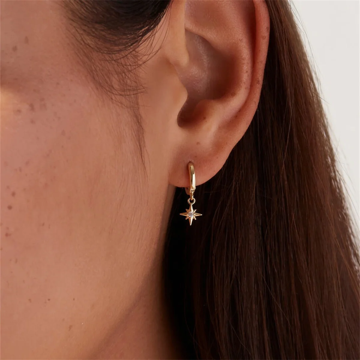 INS Octagonal Star Simple Zircon Earrings with Star Elements Romantic Women's Color Preservation