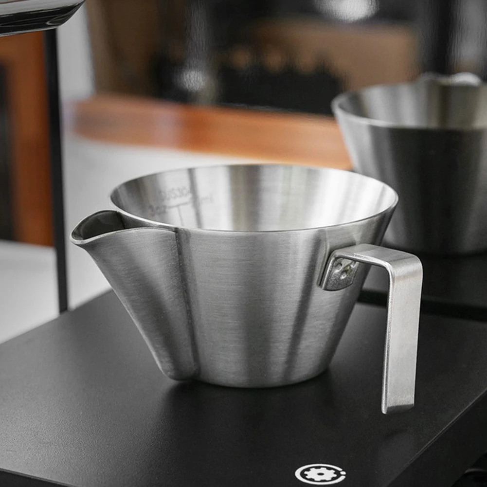 304 Stainless Steel Coffee Measuring Cup with Smooth and Precisely Etched Measurement Scale for Easy Cleaning and Grip