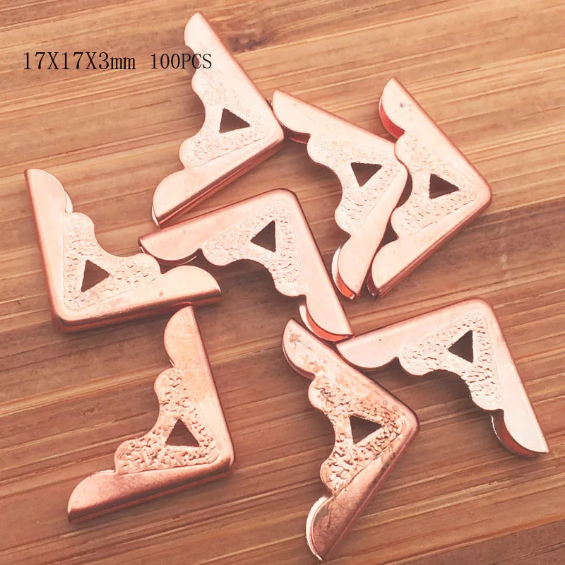 100 teile/los 17x17x3mm Roségold Metall Buche cken für Fotoalben Menüs Ordner DIY Scrap booking Dekor Eck schutz qtg277