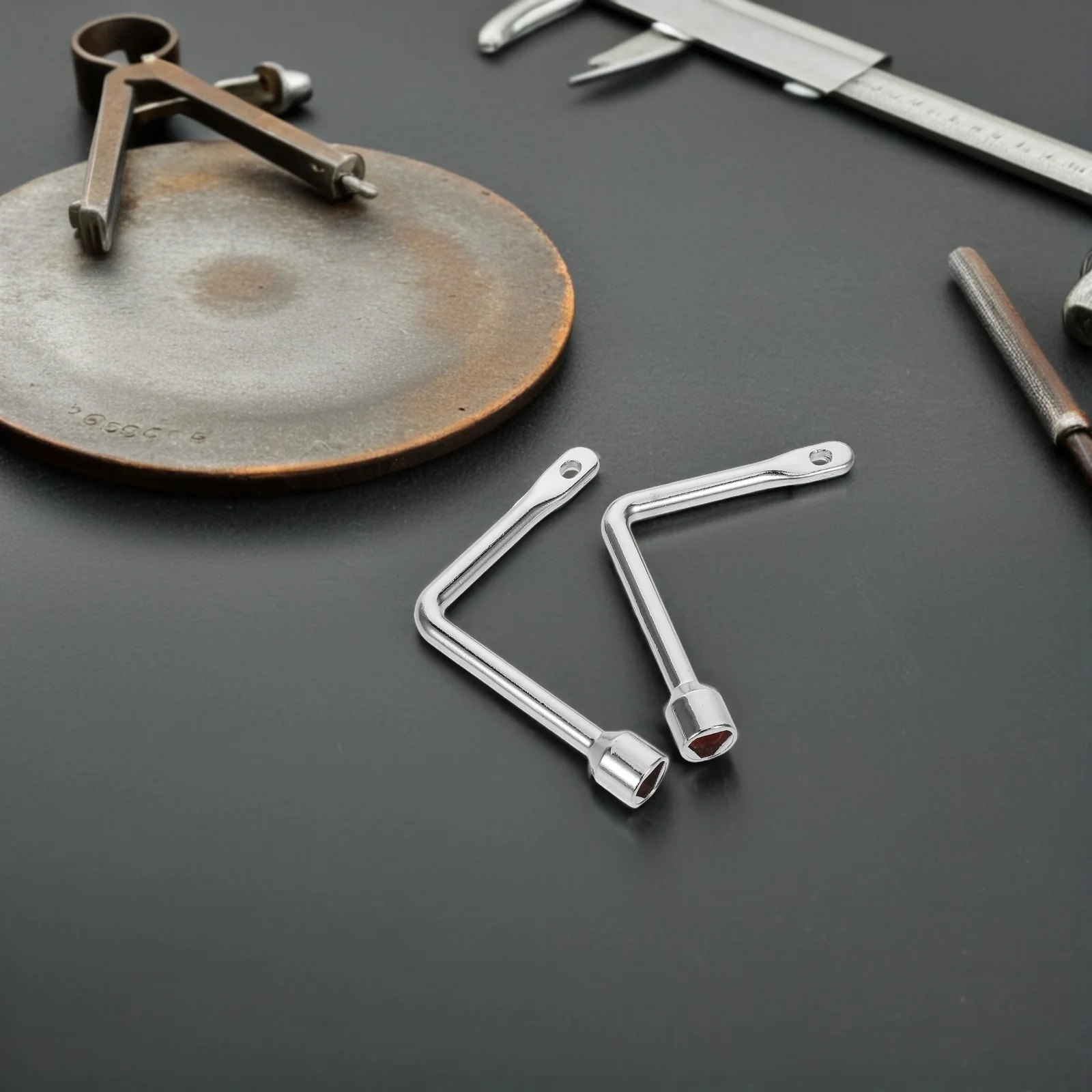 

2 Pcs Triangle Lock Key Trash Bin Electric Panel Triangular Cabinet Utility Tool Metal Keys MS705