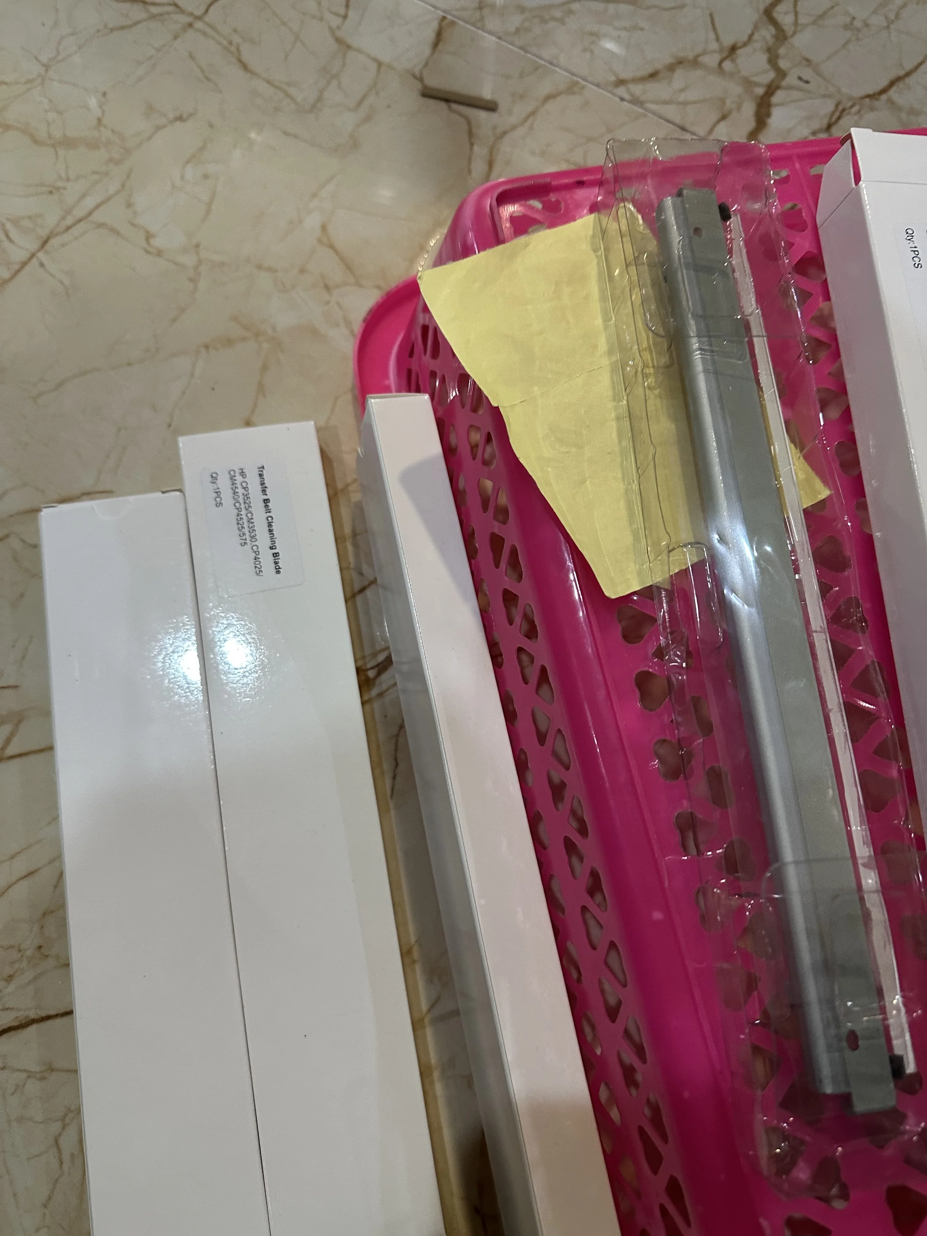 

1X CC468-67907 Transfer Belt Cleaning Blade for HP CM3530 CP3520 CP3525 500 Color M551 M570 M575 CM4540 CP4025 CP4525 M651 M680