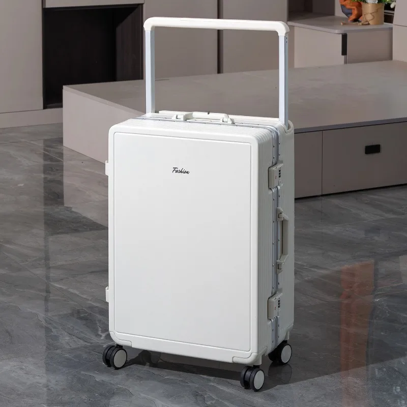 Wide Roller Luggage Large Capacity Travel Suitcase Lightweight Spinner Wheel Durable Skin Carry-On Style Perfect For Students